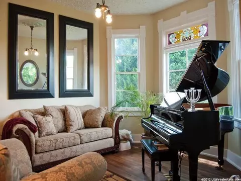 Living - 777 E Scott Ave, Millcreek, UT 84106 photo 5 of 5