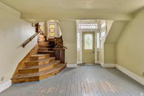 Entry Way - 777 E Scott Ave, Millcreek, UT 84106 photo 7 of 10