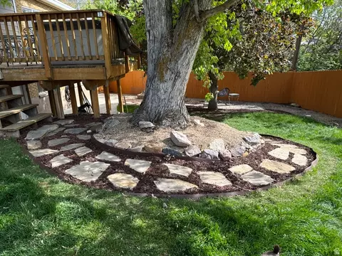 Exterior - 4120 S 3340 E, Holladay, UT 84124 photo 7 of 10