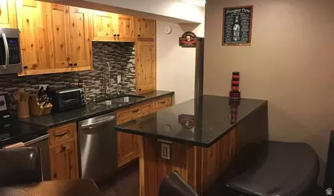 Kitchen - 4120 S 3340 E, Holladay, UT 84124 photo 7 of 7