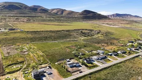 9317 N Sunset Dr, Thatcher, UT 84337 photo 3