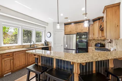 Kitchen - 320 N 500 E, American Fork, UT 84003 photo 1 of 11