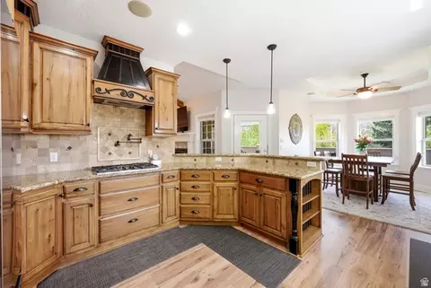 Kitchen - 320 N 500 E, American Fork, UT 84003 photo 4 of 11