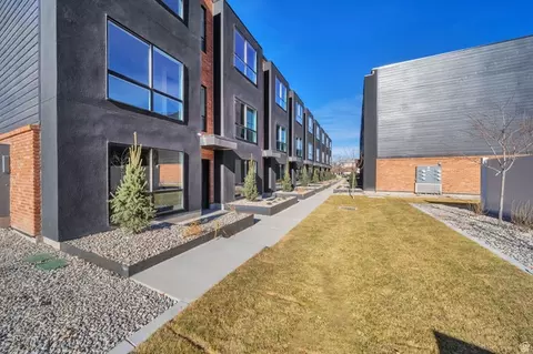 Exterior - 4354 S 900 E, Millcreek, UT 84107 photo 8 of 12