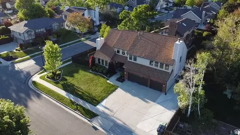 View/Area - 1837 E Richard Rd, Sandy, UT 84093 photo 7 of 15