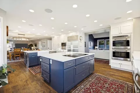 Kitchen - 1837 E Richard Rd, Sandy, UT 84093 photo 5 of 7