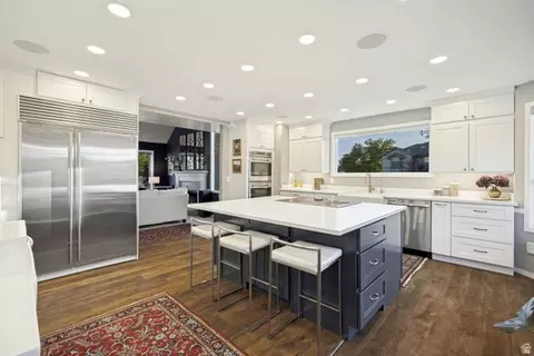 Kitchen - 1837 E Richard Rd, Sandy, UT 84093 photo 4 of 7