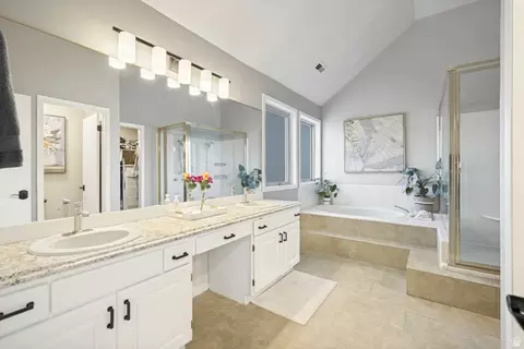 Bath - 1837 E Richard Rd, Sandy, UT 84093 photo 2 of 6