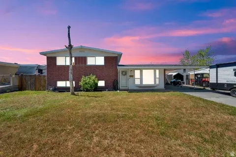 401 N Lakeview Ave E, Tooele, UT 84074