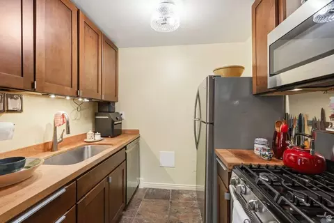 Kitchen - 5565 S Willow Lane Ln E #A, Murray, UT 84107 photo 2 of 3