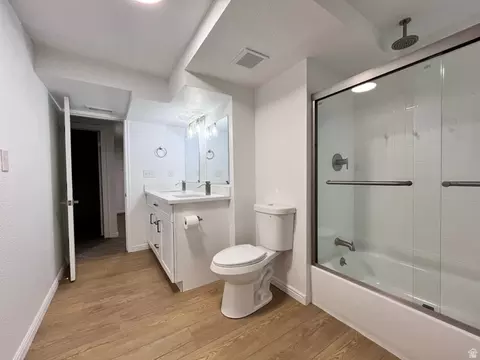 Bath - 883 W 180 S, Orem, UT 84058 photo 5 of 5