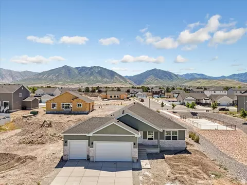 1492 N Berra Blvd, Tooele, UT 84074