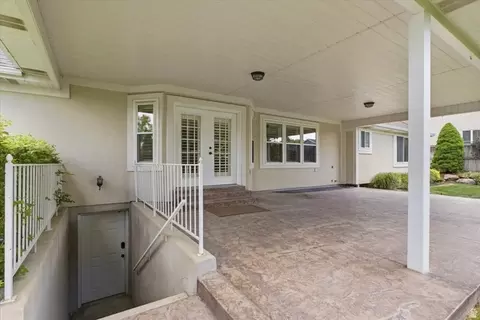Exterior - 8228 S Set Point Cir E, Sandy, UT 84093 photo 6 of 11