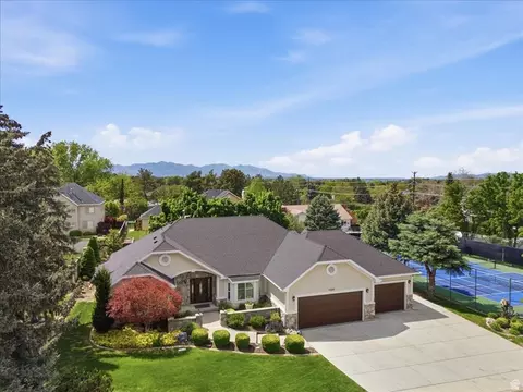 View/Area - 8228 S Set Point Cir E, Sandy, UT 84093 photo 1 of 7