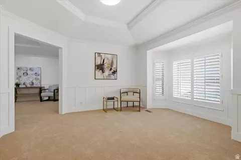 Living - 8228 S Set Point Cir E, Sandy, UT 84093 photo 1 of 6