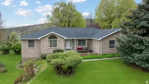 1025 Swiss Alpine Rd, Midway, UT 84049
