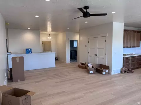 Living - 3031 W Solace St, Syracuse, UT 84075 photo 7 of 8