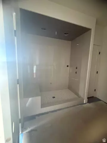 Bath - 3031 W Solace St, Syracuse, UT 84075 photo 3 of 3