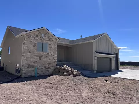 3031 W Solace St, Syracuse, UT 84075