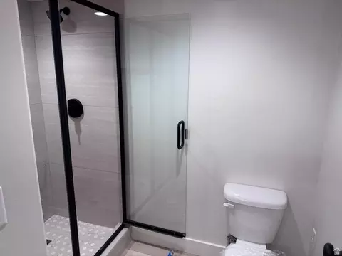 Bath - 3031 W Solace St, Syracuse, UT 84075 photo 1 of 3