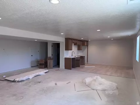 Living - 3031 W Solace St, Syracuse, UT 84075 photo 4 of 8