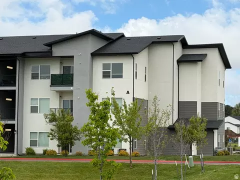 Exterior - 163 E 550 N #302A, Providence, UT 84332 photo 4 of 5