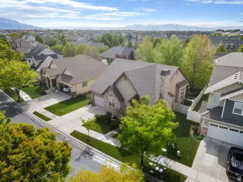 View/Area - 882 S Sego Lily Way, Mapleton, UT 84664 photo 3 of 7