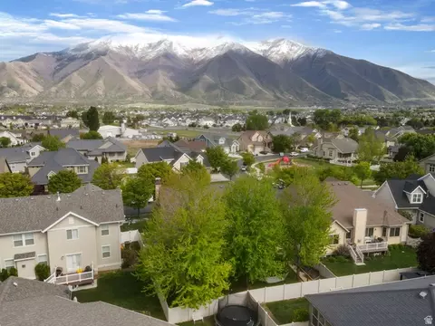 View/Area - 882 S Sego Lily Way, Mapleton, UT 84664 photo 7 of 7