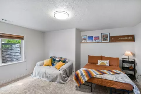 Bedroom - 882 S Sego Lily Way, Mapleton, UT 84664 photo 6 of 7