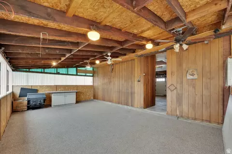 Exterior - 521 E 8045 S, Sandy, UT 84070 photo 3 of 6