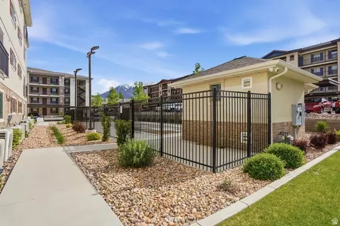 Exterior - 1140 W 950 N #C303, Orem, UT 84057 photo 3 of 3