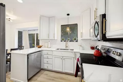 Kitchen - 1723 E Albury Rd, Sandy, UT 84092 photo 2 of 3