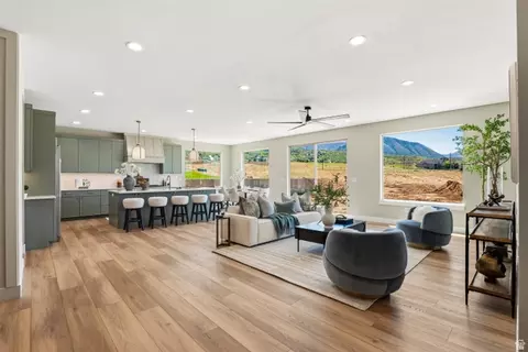 Living - 796 E Ridge View Dr, Salem, UT 84653 photo 1 of 3