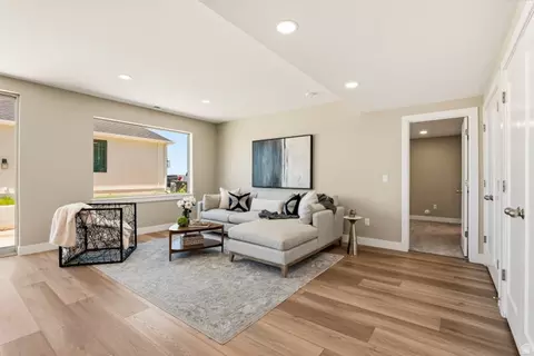 Living - 796 E Ridge View Dr, Salem, UT 84653 photo 3 of 3