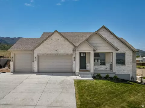 796 E Ridge View Dr, Salem, UT 84653