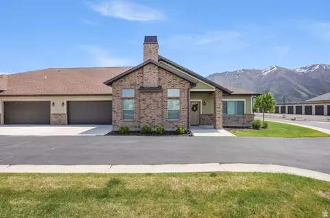 Exterior - 1838 W 300 S #B, Mapleton, UT 84664 photo 2 of 11