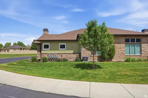 Exterior - 1838 W 300 S #B, Mapleton, UT 84664 photo 5 of 11