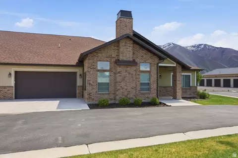Exterior - 1838 W 300 S #B, Mapleton, UT 84664 photo 4 of 11