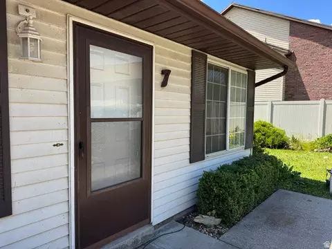 1709 N 200 W #7, Bountiful, UT 84010