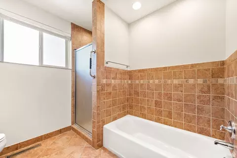 Bath - 7985 S Coolidge St, Midvale, UT 84047 photo 2 of 3