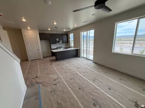 Living - 621 E Ryegrass Dr #311, Eagle Mountain, UT 84005 photo 1 of 3