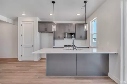 Kitchen - 621 E Ryegrass Dr #311, Eagle Mountain, UT 84005 photo 4 of 4