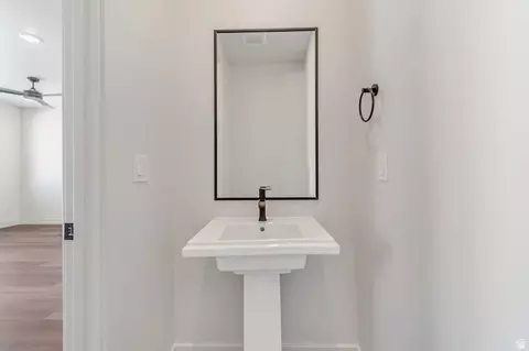 Bath - 621 E Ryegrass Dr #311, Eagle Mountain, UT 84005 photo 1 of 5
