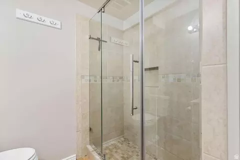 Bath - 415 E 1150 N, Logan, UT 84341 photo 5 of 5