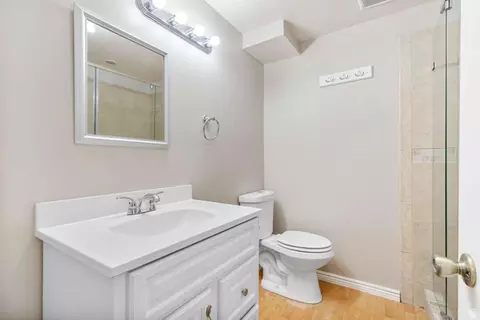 Bath - 415 E 1150 N, Logan, UT 84341 photo 4 of 5