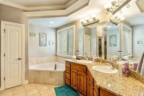 Bath - 316 E Azure Cir S, Draper, UT 84020 photo 1 of 5