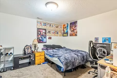 Bedroom - 316 E Azure Cir S, Draper, UT 84020 photo 8 of 11