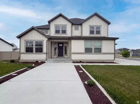 1251 N 2525 W, Clinton, UT 84015