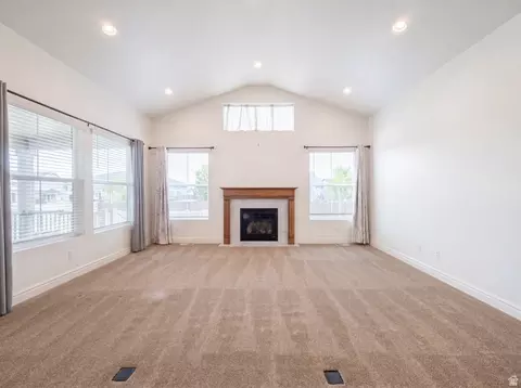Living - 1251 N 2525 W, Clinton, UT 84015 photo 1 of 6