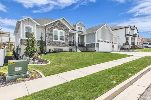 Exterior - 2466 E Lone Hill Dr, Draper, UT 84020 photo 4 of 9